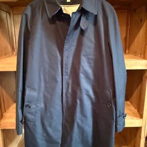 Burberry Men’s trench with removable lining.